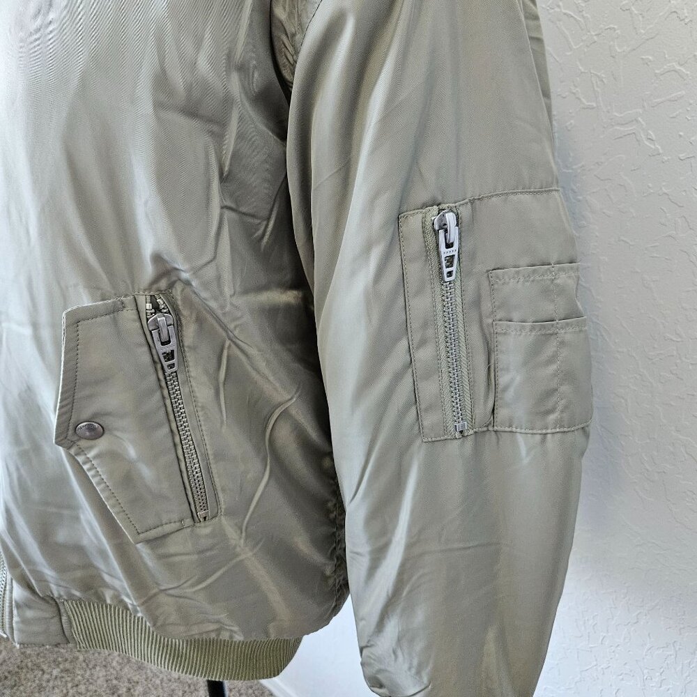NWT Blank NYC Bomber Style Jacket Coat Pale Green Trendy Sz Small Oversized - Picture 4 of 16